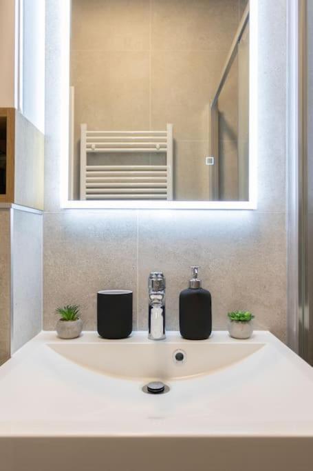 Apartamento Flat4Us#Cozy#Freeparking#5People Zagreb Exterior foto