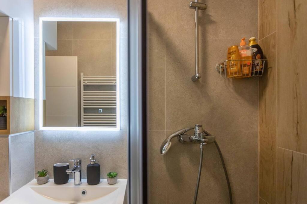 Apartamento Flat4Us#Cozy#Freeparking#5People Zagreb Exterior foto